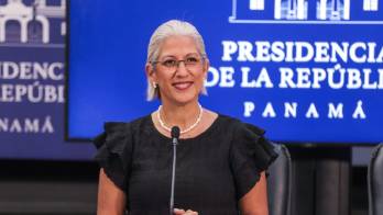 Zelmar Rodríguez, jefa de la Autoridad Nacional de los Servicios Públicos.