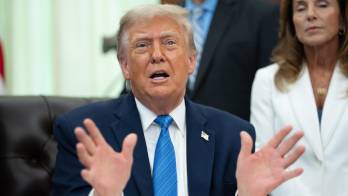 Fotografía de archivo del presidente de Estados Unidos, Donald Trump. EFE/EPA/AARON SCHWARTZ / POOL