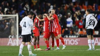 2-2. El Almería neutraliza el empuje del Valencia