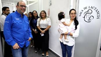 Usuarias y funcionarias de la Defensoría pueden dar pecho a sus bebés en la institución&nbsp;