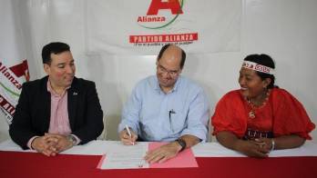 José Domingo ahora con el Partido Alianza .