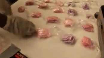 Tres detenidos y decomiso de 543 paquetes de droga en Vía Argentina