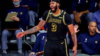 Davis, con triple milagroso, pone a Lakers 2-0 ante Nuggets