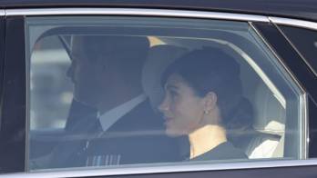 El incidente se produjo en la noche del martes después de que los duques y la madre de Meghan.