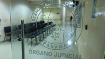La defensa técnica fue ejercida por 20 abogados particulares.