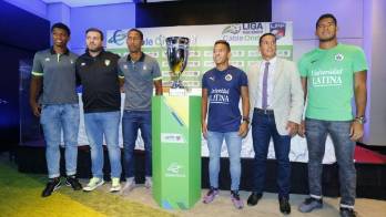 Ambos clubes buscan levantar la orejona.