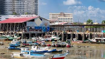 Panamá ratifica acuerdo mundial contra la pesca ilegal