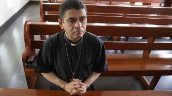 Nicaragua excarcela a 12 sacerdotes y los envía al Vaticano tras acuerdo con la Santa Sede
