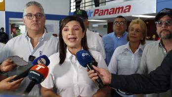 Comisión de Alto Nivel del gobierno se encuentra en Bocas del Toro, en medio de cierres y paralización.