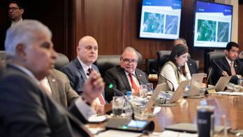 Respuesta a la crisis de agua provocada por la contaminación del río La Villa y sus afluentes.