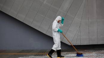 Y de repente el mundo se detuvo