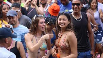 Tercer día de culecos en la Cinta Costera.