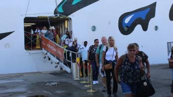 Más de 7 mil 200 turistas son atendidos por Migración en Colón y Amador