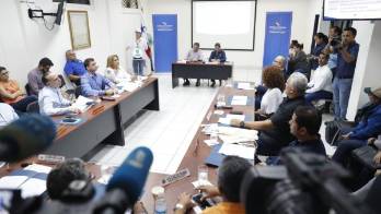 Minsa da a conocer medidas que tomará con estudiantes que llegan de China