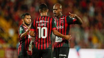 Alajuelense de Adolfo Machado pega duro en Costa Rica