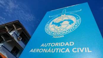 De acuerdo con la Autoridad Aeronáutica Civil (AAC), la aeronave provenía del Aeródromo Rubén Cantú, en Santiago de Veraguas.