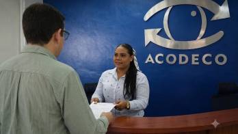 La Acodeco pide a los consumidores revisar las garantías, exigir facturas y guardar las evidencias de sus compras.