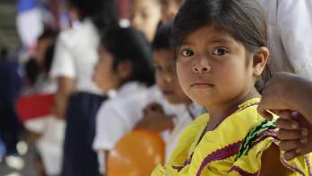 Plan da esperanza a niños indígenas de Panamá para erradicar hambre y pobreza