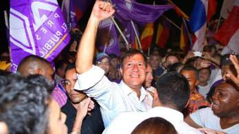 Varela afírmó que comisión para la transición está lista para tomar control del Gobierno