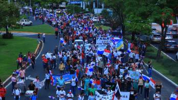 Se calienta el debate minero: protestas en la Cinta Costera