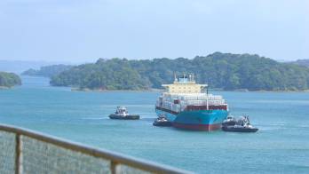 El Canal de Panamá reporta más tránsitos diarios de los previstos al inicio del año.