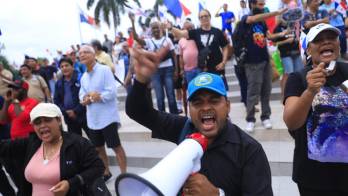 Según la Asociación de Profesores de Panamá (Asoprof), 167 mujeres y 137 hombres fueron separados de sus cargos tras la huelga.