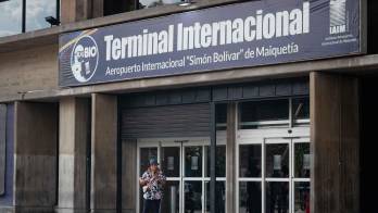 Fotografía de archivo de la entrada del Aeropuerto Internacional de Maiquetía Simón Bolívar, en La Guaira (Venezuela).