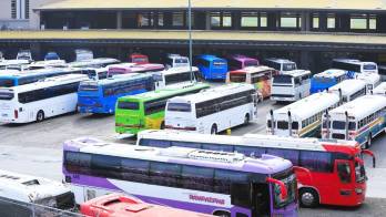 El sector agrupa a unos 75,000 transportistas, aunque se estima que alrededor de 45,000 serán los beneficiados inicialmente.