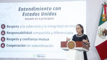 La presidenta de México, Claudia Sheinbaum, habla en una rueda de prensa este jueves, en el Palacio Nacional en Ciudad de México (México).