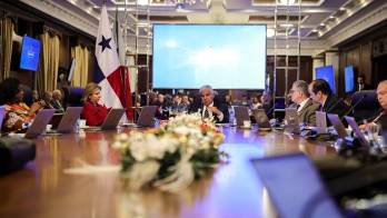 La reunión de hoy del Consejo de Gabinete.