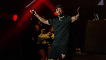 Nicky Jam protagonizará una comedia de acción producida por Will Smith