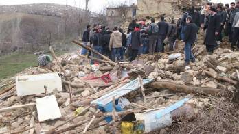 Las provincias afectadas por el sismo intentan reponerse al desastre.