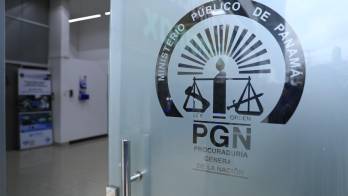 En un comunicado, el Ministerio Público reiteró las medidas al representante y al extesorero del corregimiento de Arosemena, en La Chorrera, y al extesorero de Tolé, en Chiriquí.
