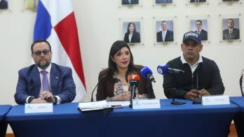 Se acordó también que, a partir de enero de 2026, trabajadores, empleadores y gobierno se reunirán de manera permanente para analizar la situación económica del país.