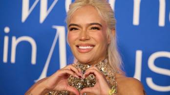 Karol G, la primera latina en recibir el máximo premio de los Billboard femeninos