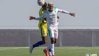 Edson Samms marcó un doblete.