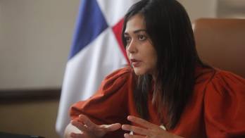 Fotografia de archivo en la que se registró a la ministra de relaciones exteriores de Panamá, Janaina Tewaney Mencomo, en Ciudad de Panamá.