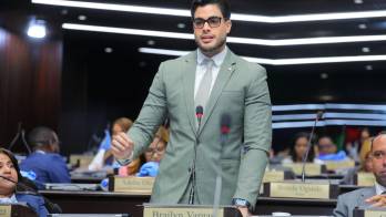 Diputado enredado en escándalo sexual