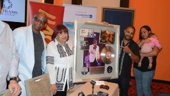 ‘Coco’ recibió el premio con mucha alegría.