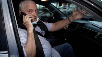 Tres mujeres tienen en vilo a Martinelli