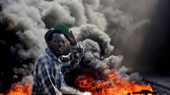 El Palacio Nacional de Haití está bajo ataque de hombres armados