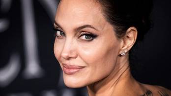Angelina Jolie se estrena en Instagram con la denuncia de una niña afgana