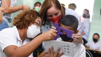 Realizan jornada de atención del Programa Ver y Oír para Aprender en Herrera