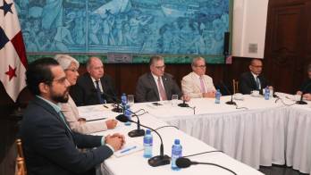 En la reunión se acordó crear una mesa de trabajo.