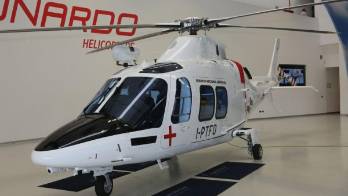 Helicóptero donado a Panamá.