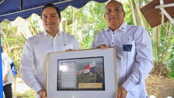 Cerro Ancón tiene nueva administración. MiAmbiente recibe las instalaciones