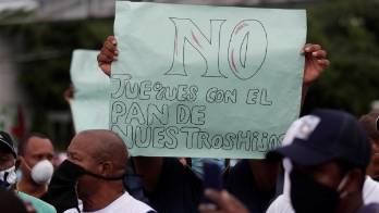 Autoridades buscan instaurar una veda a la pesca de tiburón y raya