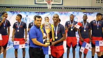 Guillermo Navarro, Jorhiel Zapata y Adimir Castillo fueron elegidos para formar parte del&nbsp;Quinteto Ideal..