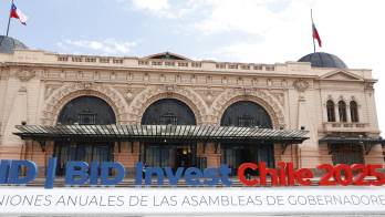 Fotografía del Centro Cultural Estación Mapocho en el marco de las Asambleas Anuales de Gobernadores del BID y de BID Invest 2025 en Santiago (Chile). EFE/ Elvis González