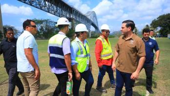 Según el embajador los especialistas estarán en Panamá hasta el martes.
